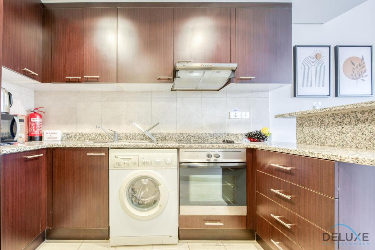 Unbeatable Rate Stylish 1Br With Balcony Near Metro By Deluxe Holiday Homes Dubaï Extérieur photo
